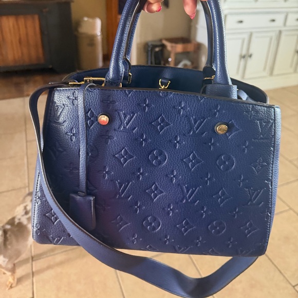 shoppeaholic_77